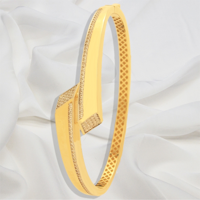 Altın Tasarım Kelepçe